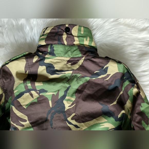 EUC rag & bone abstract camo cotton orange satin lined full zip front arm zip - Picture 15 of 16